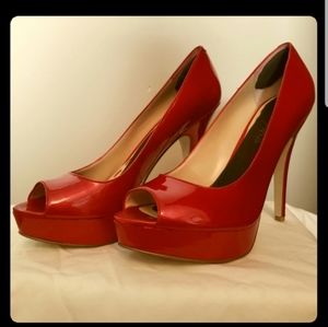 enzo angiolini kailee buckle strap kitten heel